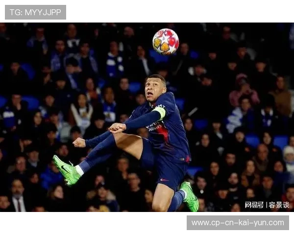 足球主帅心态崩：我带不动了